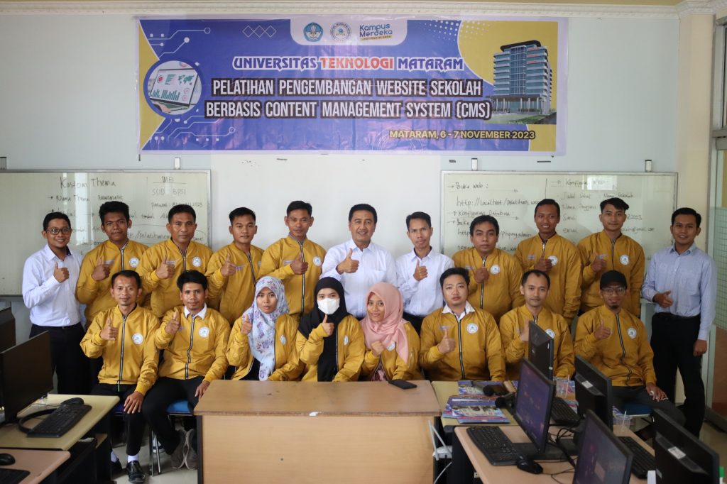 Pelatihan Pengembangan Website Sekolah Berbasis Content Management System (CMS)